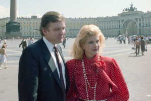 Trump+Ivana in St Petersburg 1987